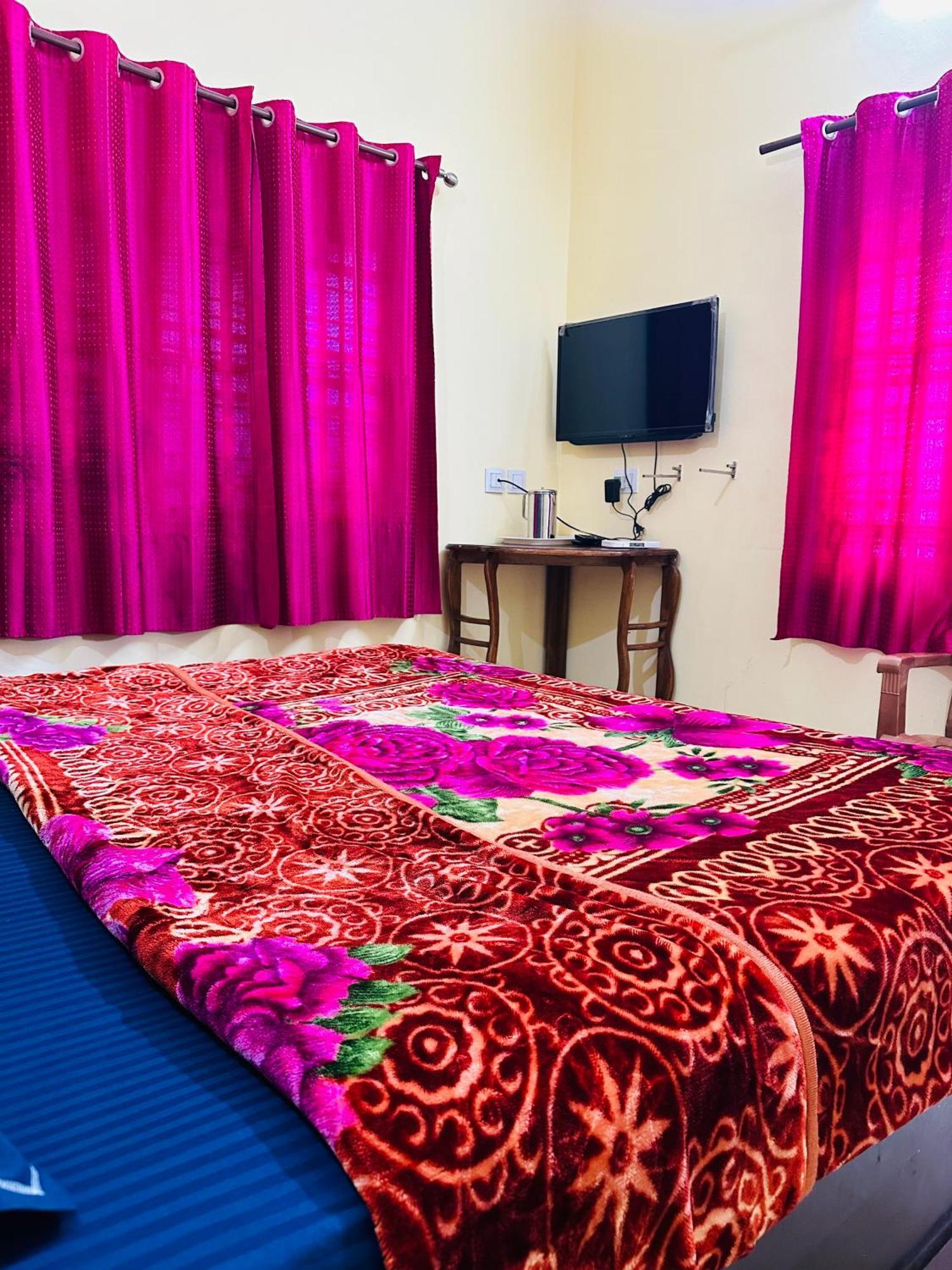 G Mount Budget Stay Munnar Luaran gambar