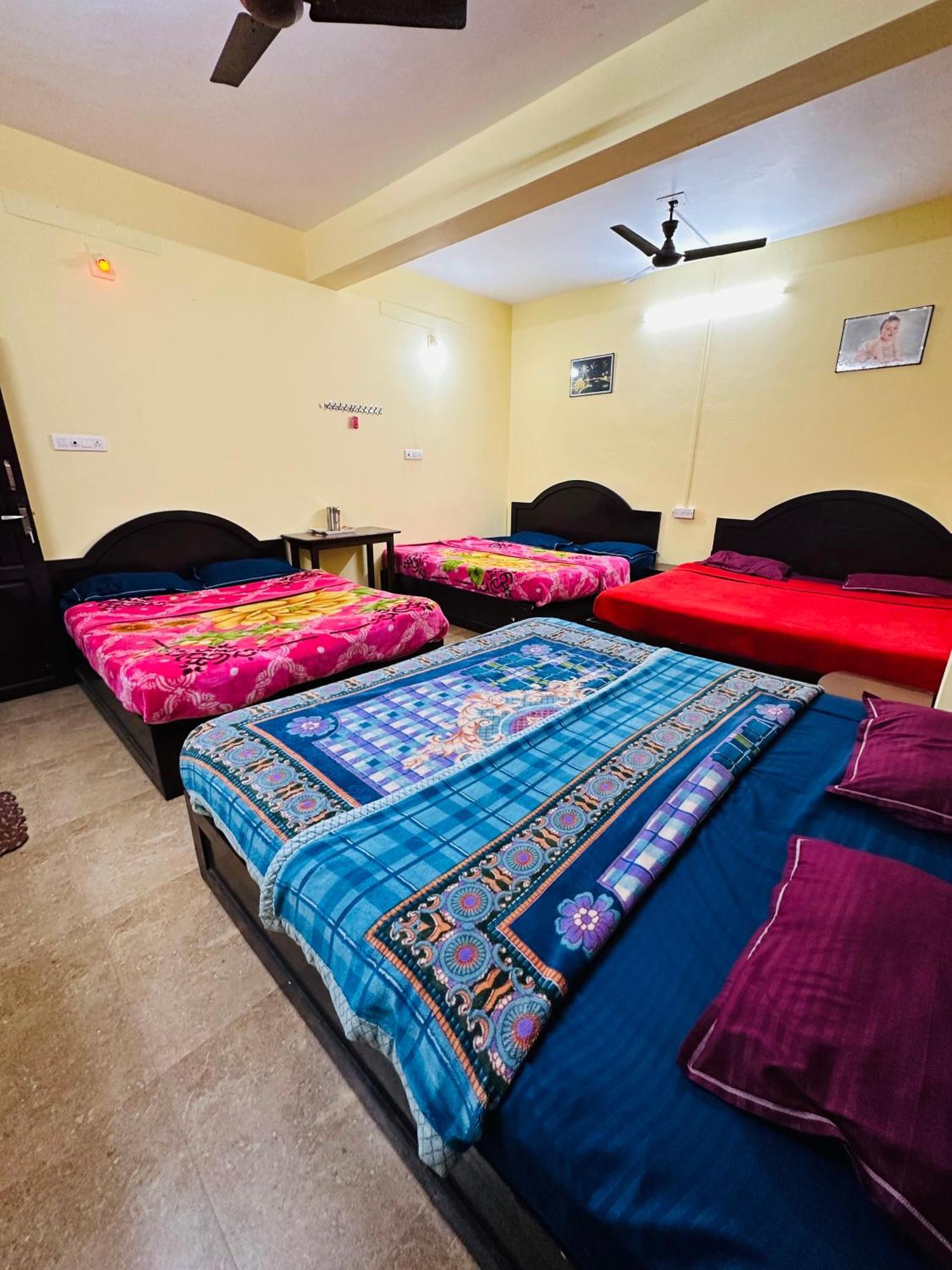 G Mount Budget Stay Munnar Luaran gambar