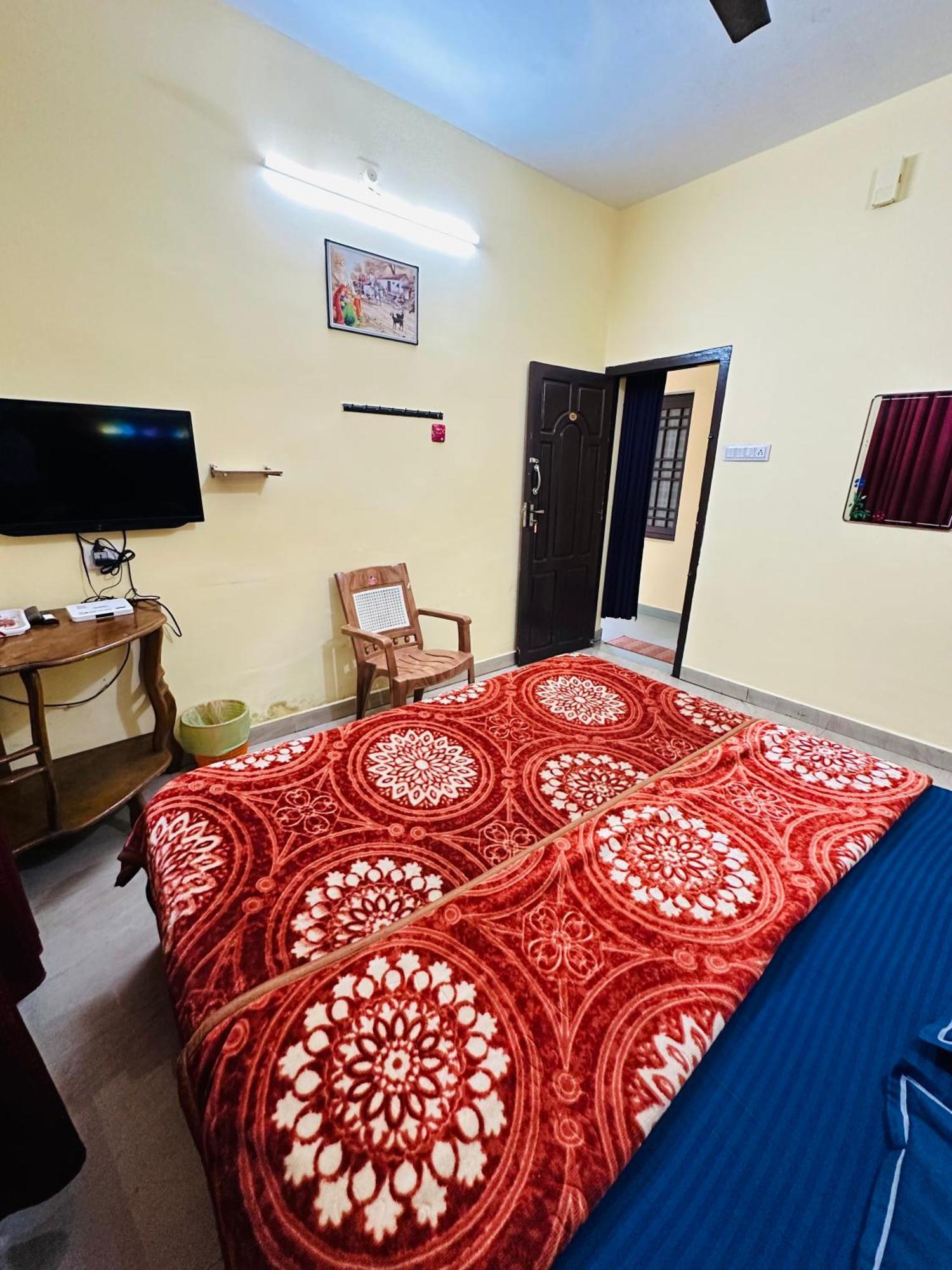 G Mount Budget Stay Munnar Luaran gambar