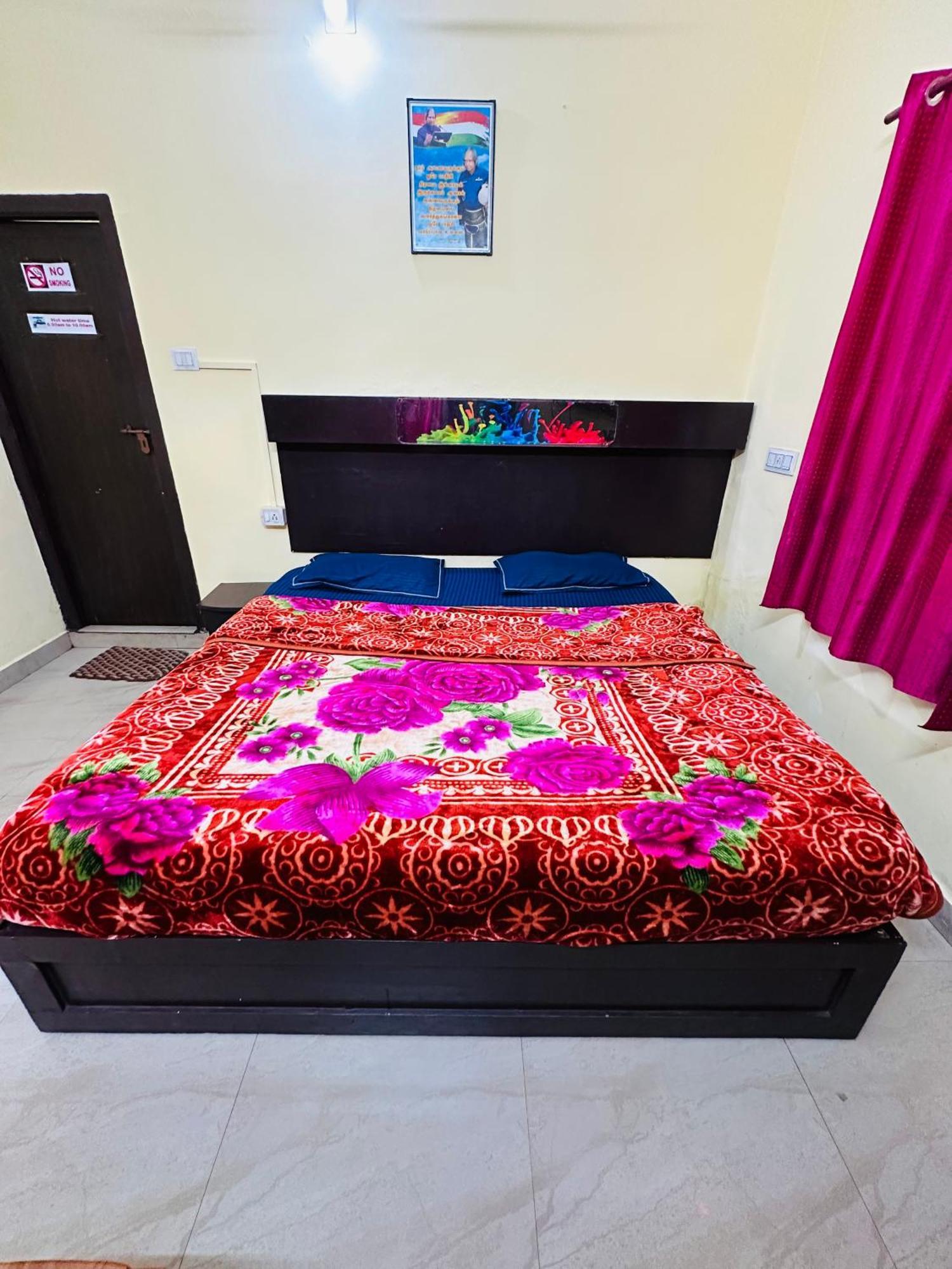 G Mount Budget Stay Munnar Luaran gambar
